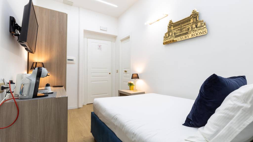 IMG--0728--cavour-luxury-rooms